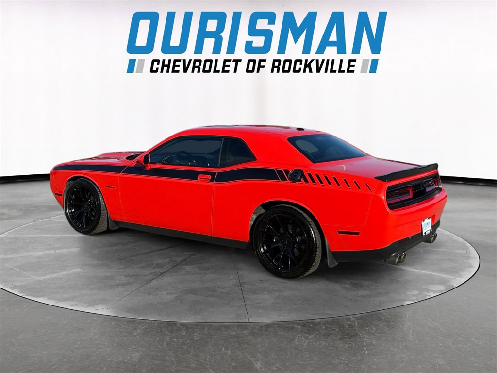 Used 2022 Dodge Challenger R/T w/ Driver Convenience Group image 4