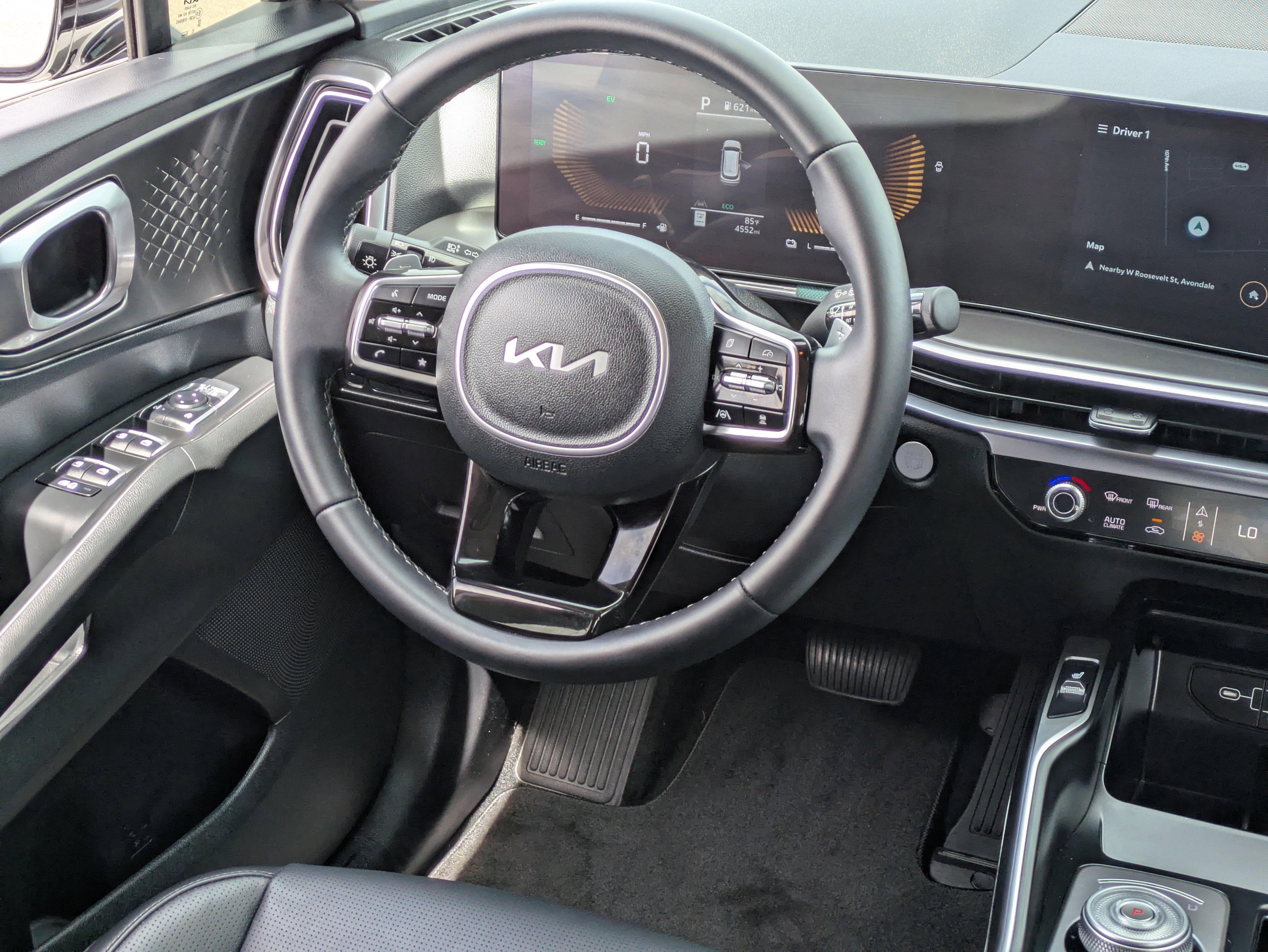 Certified 2025 Kia Sorento EX image 17