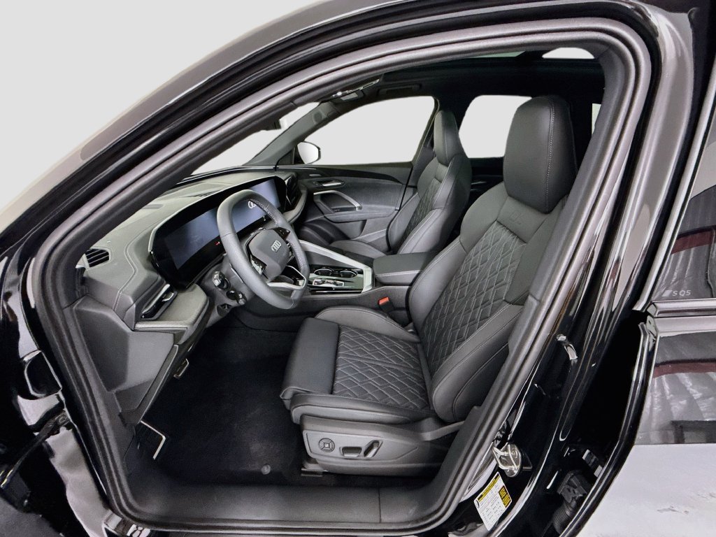 New 2026 Audi SQ5 Premium Plus AWD/4WD image 21