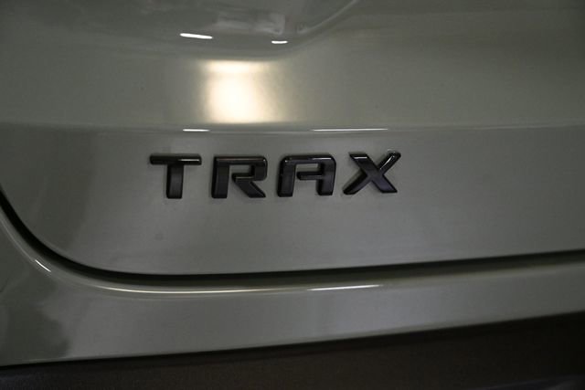 Used 2024 Chevrolet Trax ACTIV w/ Sunroof Package FWD image 12