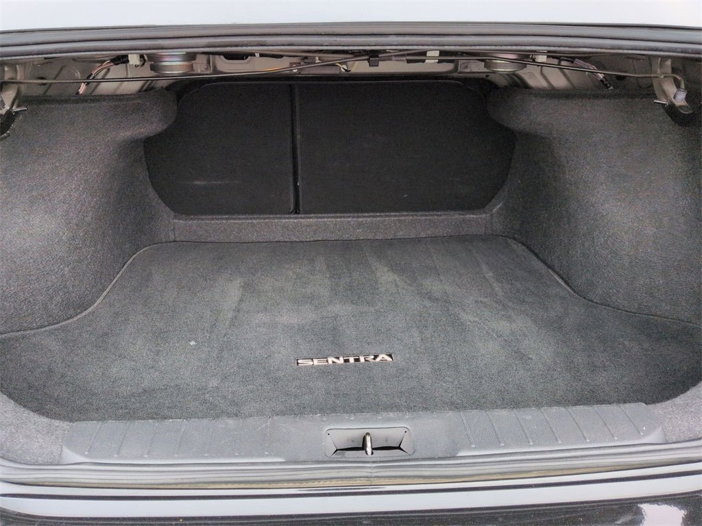 Used 2024 Nissan Sentra S image 17