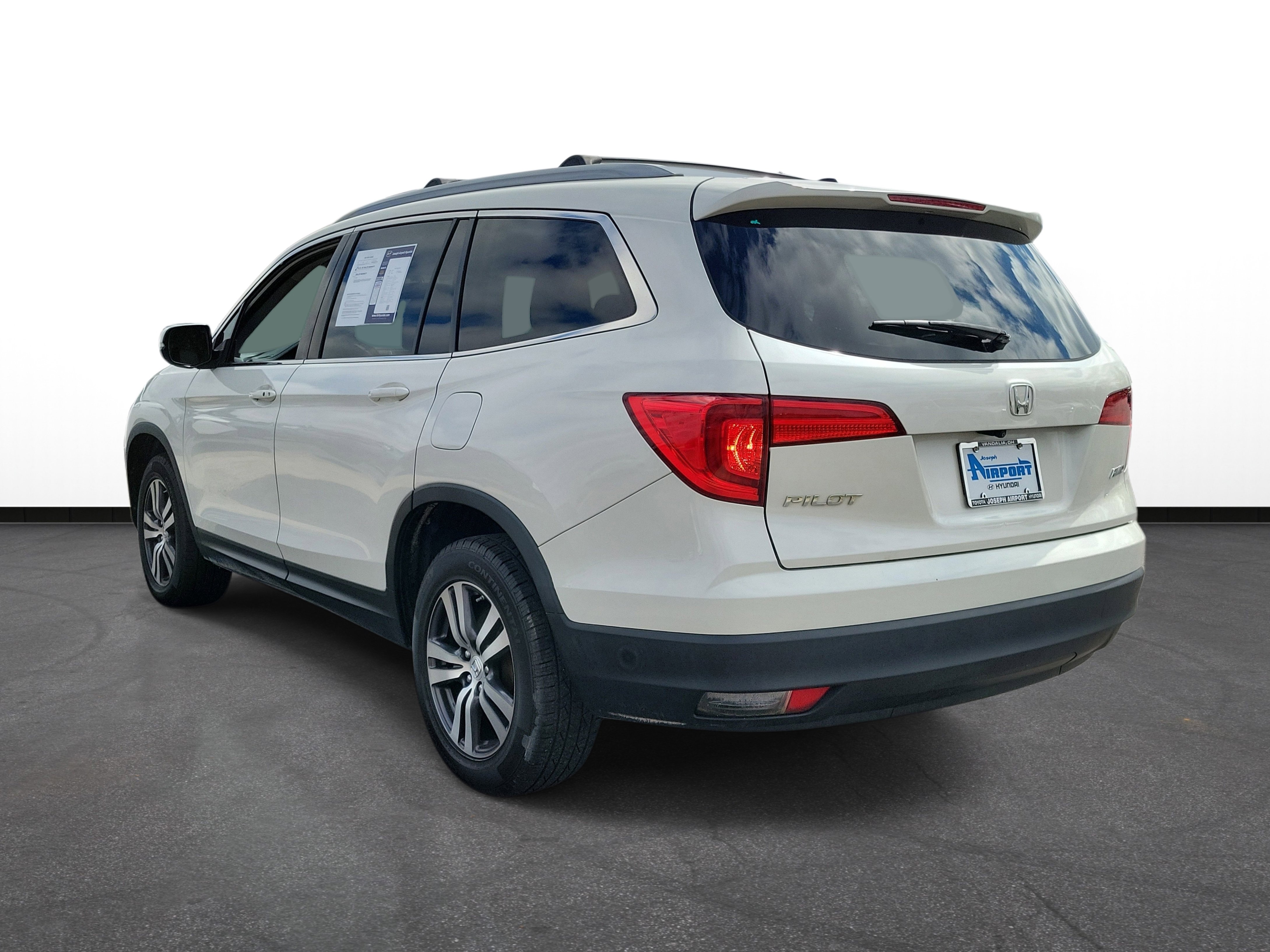 Used 2017 Honda Pilot EX-L image 3