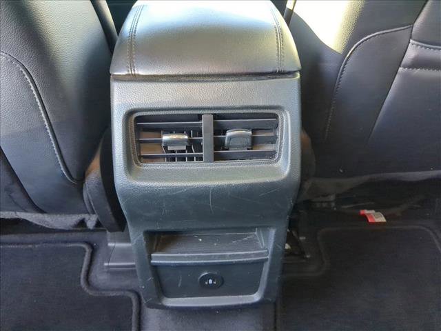 Used 2023 Ford Edge SEL image 17