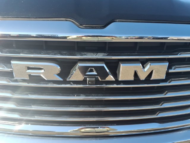 Used 2026 RAM 1500 Laramie AWD/4WD image 6