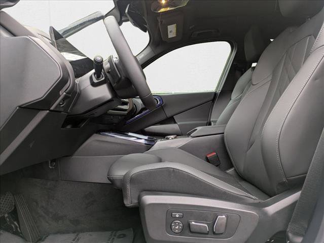 Used 2025 BMW X3 xDrive30i w/ Convenience Package image 4