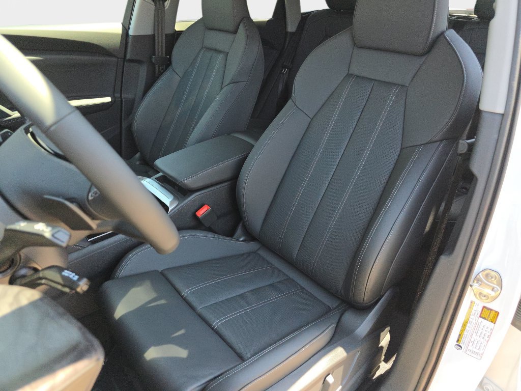 New 2026 Audi Q5 Premium Plus w/ Premium Plus AWD/4WD image 15