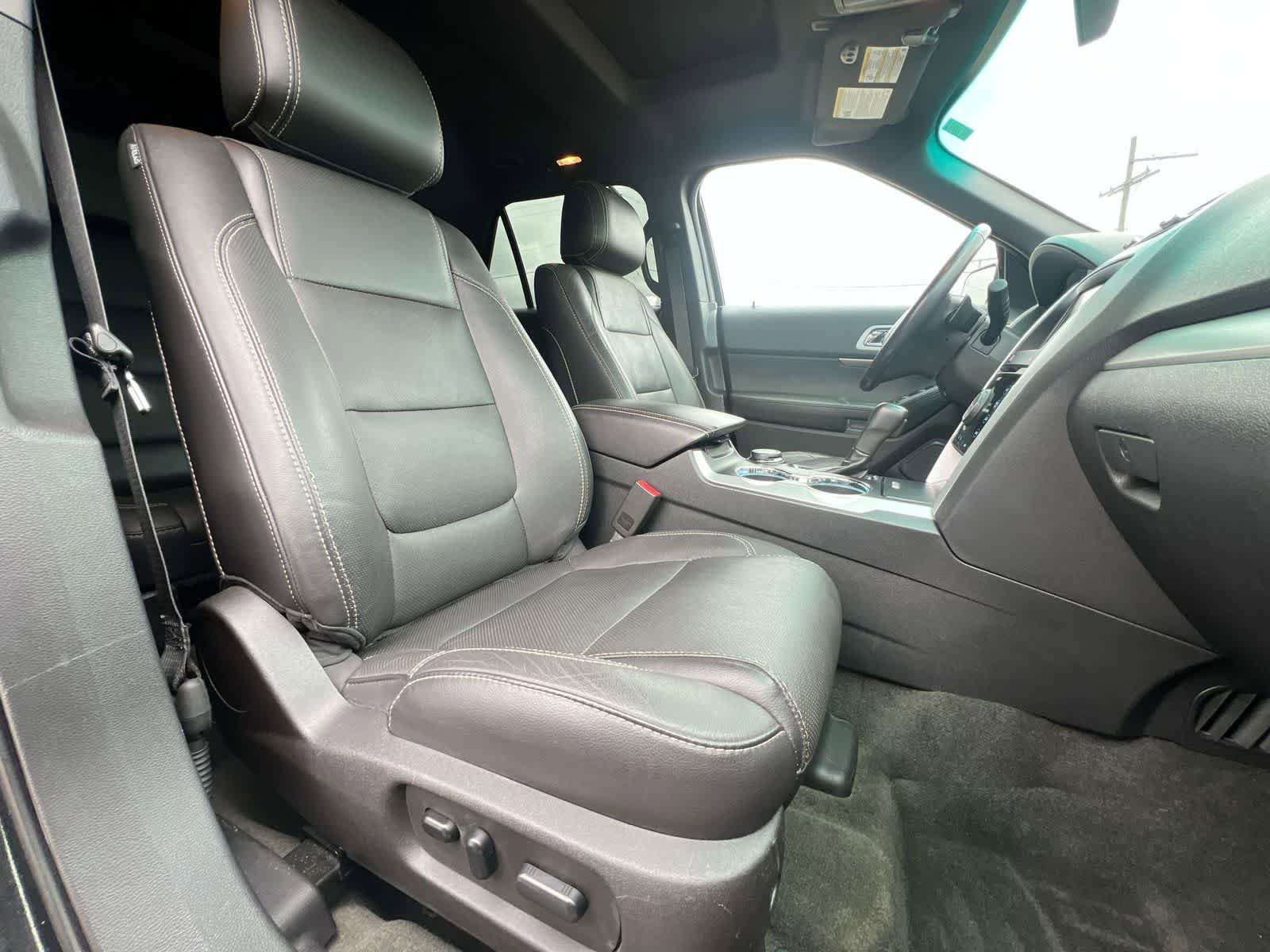 Used 2014 Ford Explorer Sport w/ Equipment Group 401A AWD/4WD image 21