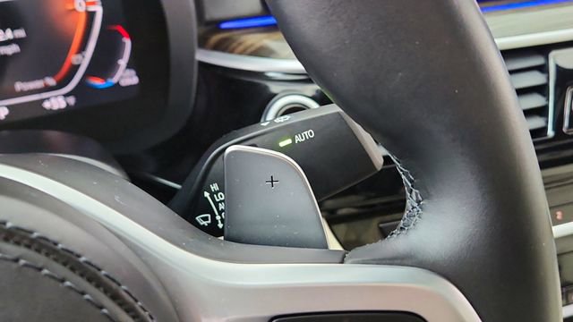 Used 2023 BMW 540i w/ M Sport Package image 41