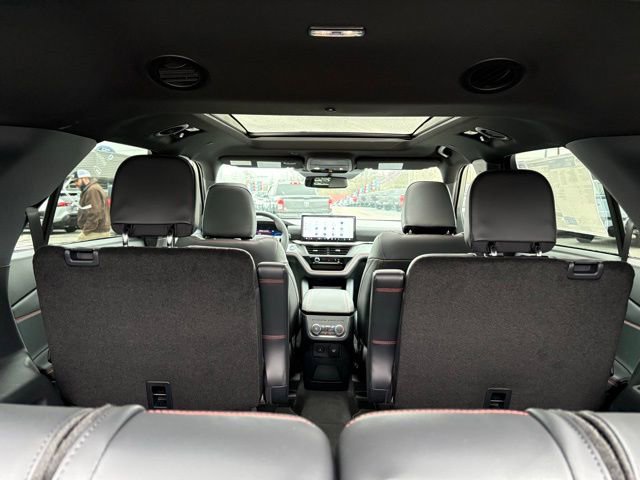 New 2026 Ford Explorer ST-Line w/ ST-Line Street Pack image 35