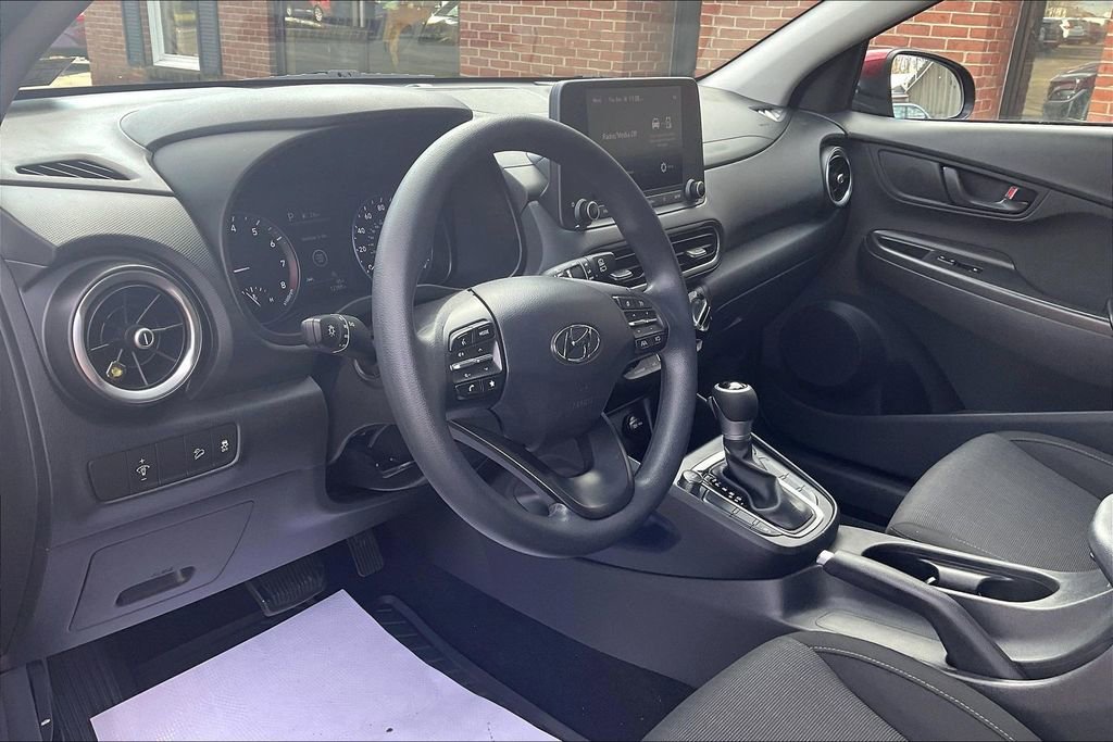 Used 2023 Hyundai Kona SEL w/ Cargo Package image 13