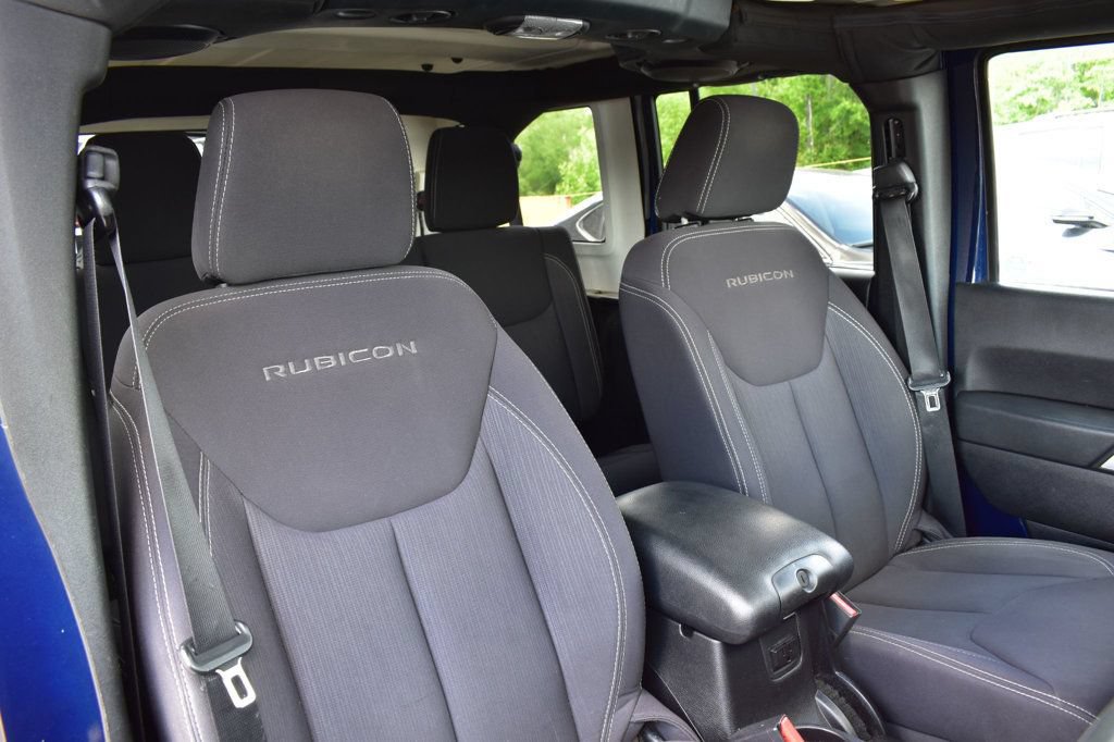 Used 2013 Jeep Wrangler Unlimited Rubicon w/ Connectivity Group AWD/4WD image 33