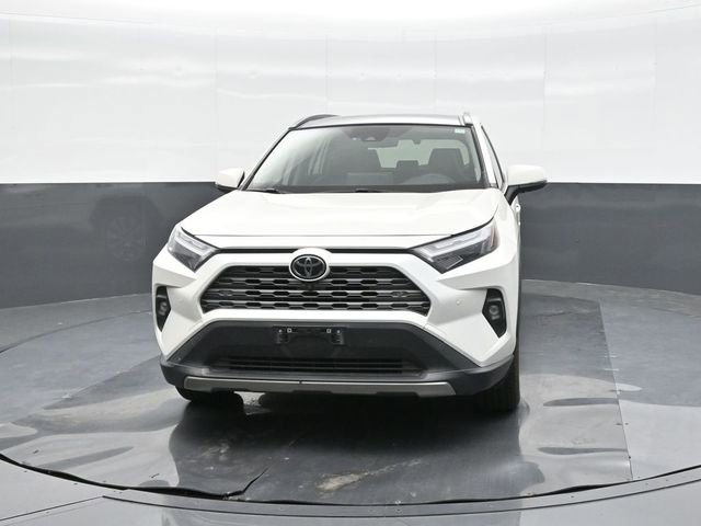 Used 2022 Toyota RAV4 Limited FWD image 30