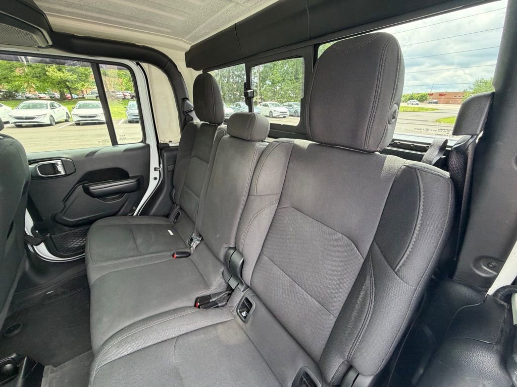 Used 2020 Jeep Gladiator Sport w/ Quick Order Package 24S AWD/4WD image 8