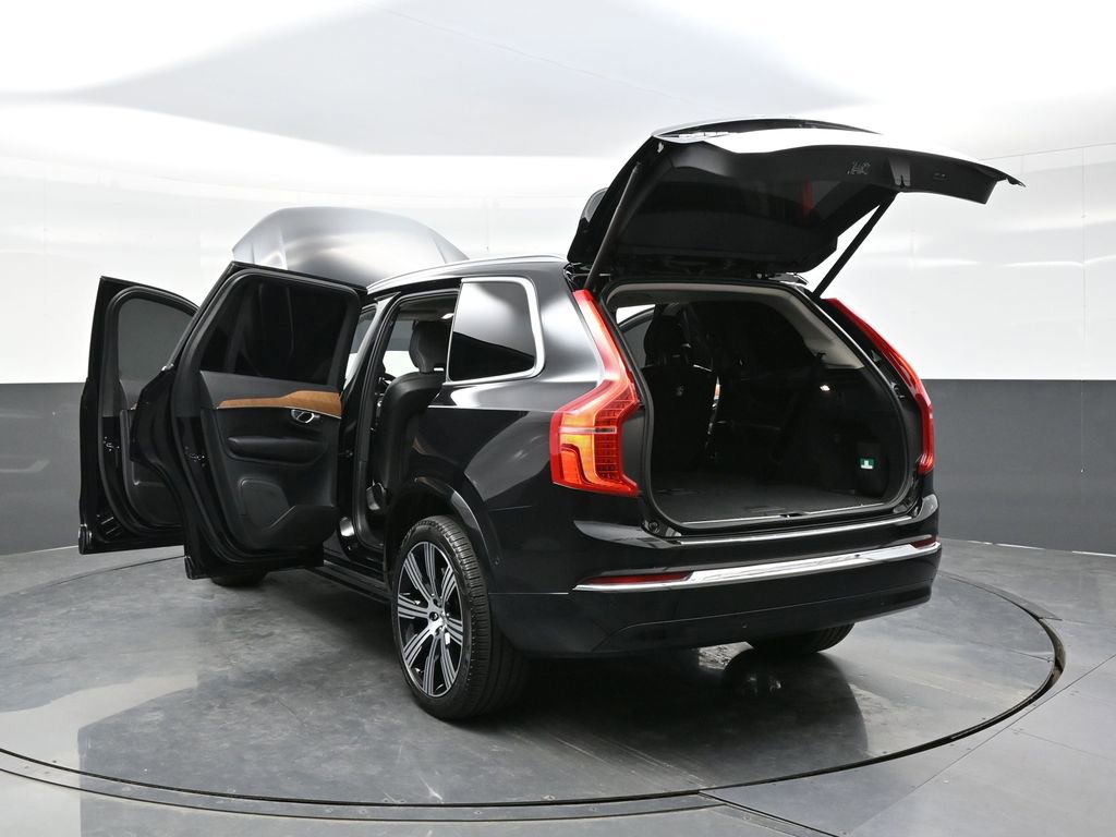 Used 2025 Volvo XC90 T8 Plus image 38