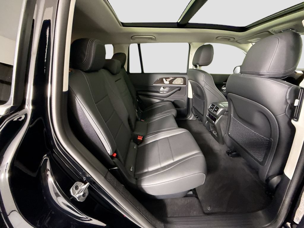 New 2026 Mercedes-Benz GLS 450 4MATIC image 23