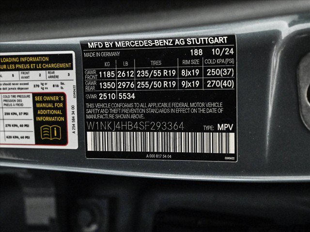Used 2025 Mercedes-Benz GLC 300 4MATIC image 26