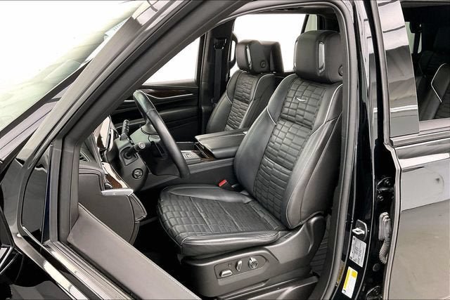 Used 2023 Cadillac Escalade Sport Platinum AWD/4WD image 8