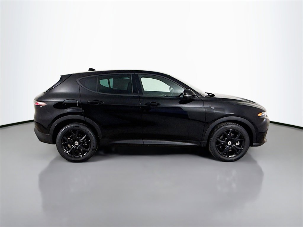 New 2025 Dodge Hornet GT w/ Tech Pack image 8