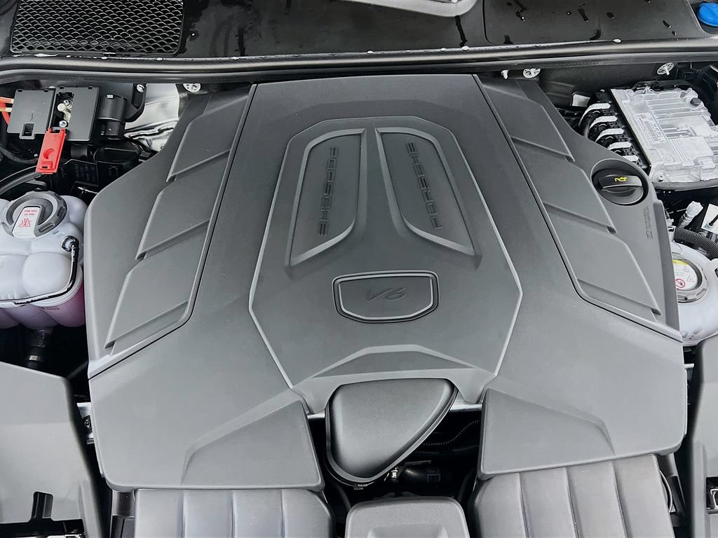 New 2026 Porsche Cayenne S AWD/4WD image 32