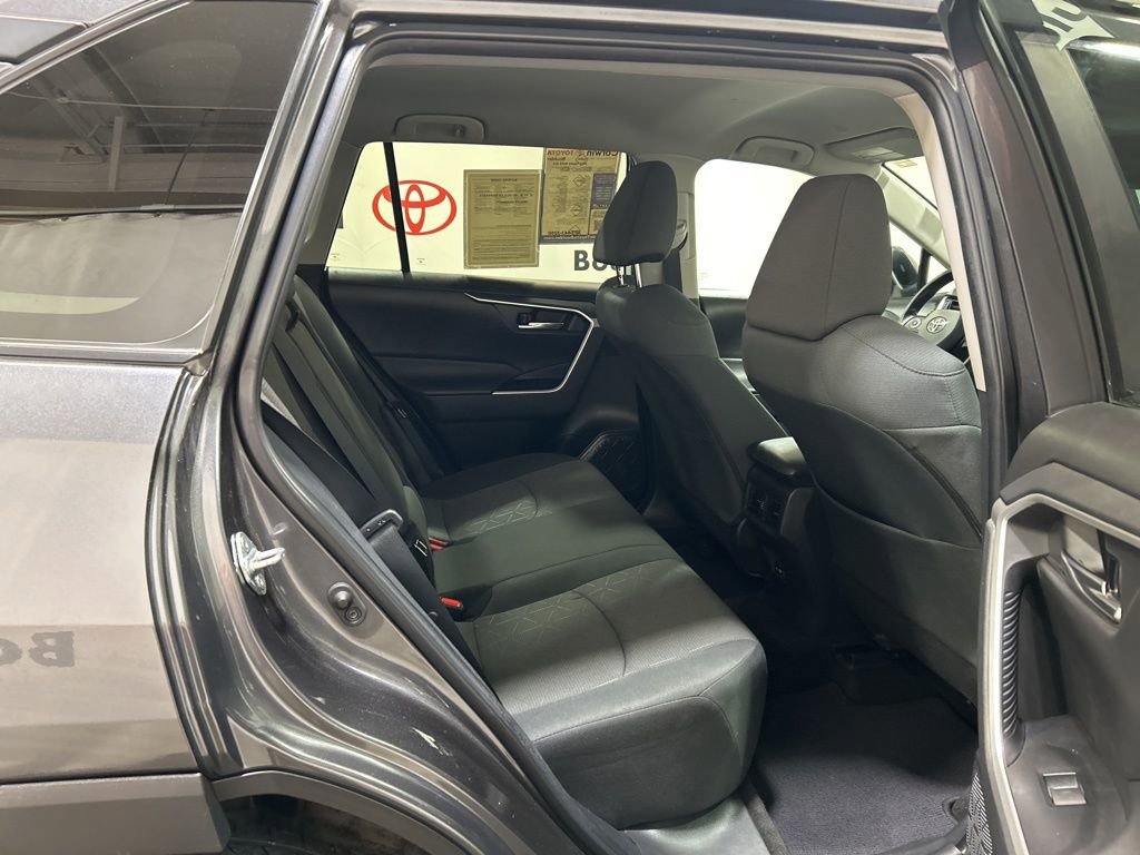 Used 2023 Toyota RAV4 XLE AWD/4WD image 16