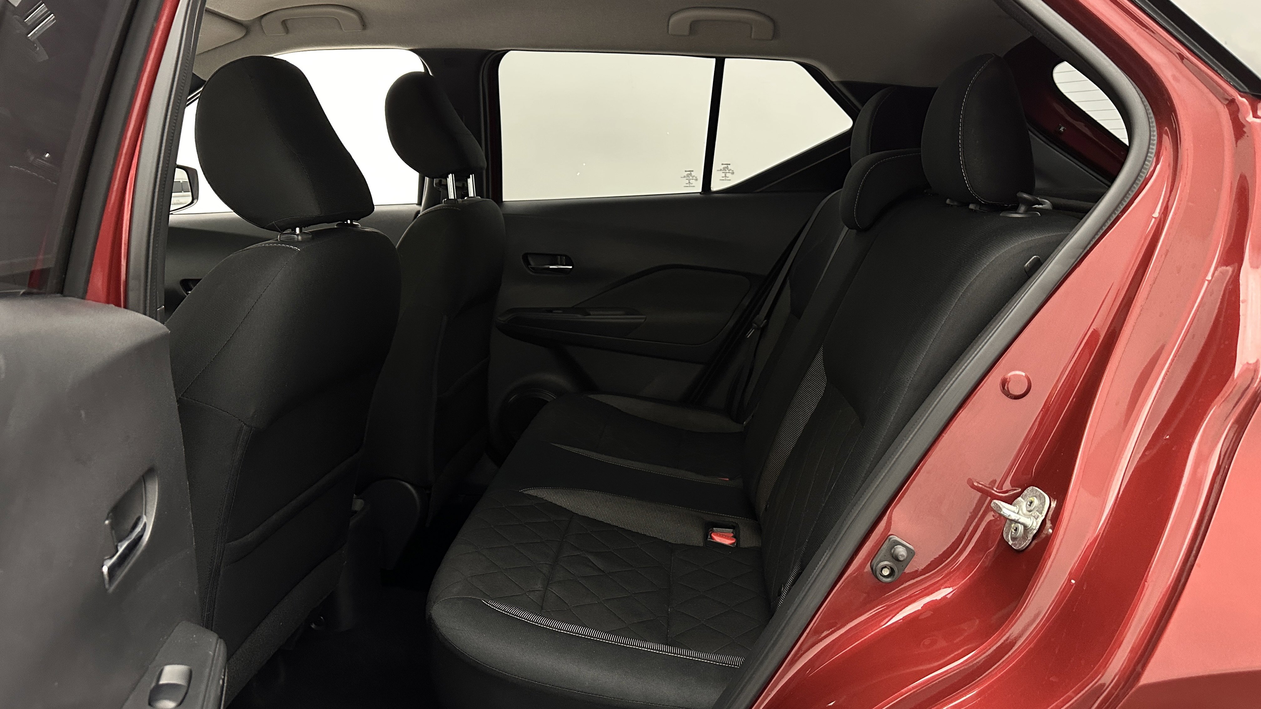 Used 2019 Nissan Kicks SV FWD image 19
