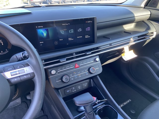 Used 2025 Hyundai Tucson SE FWD image 6