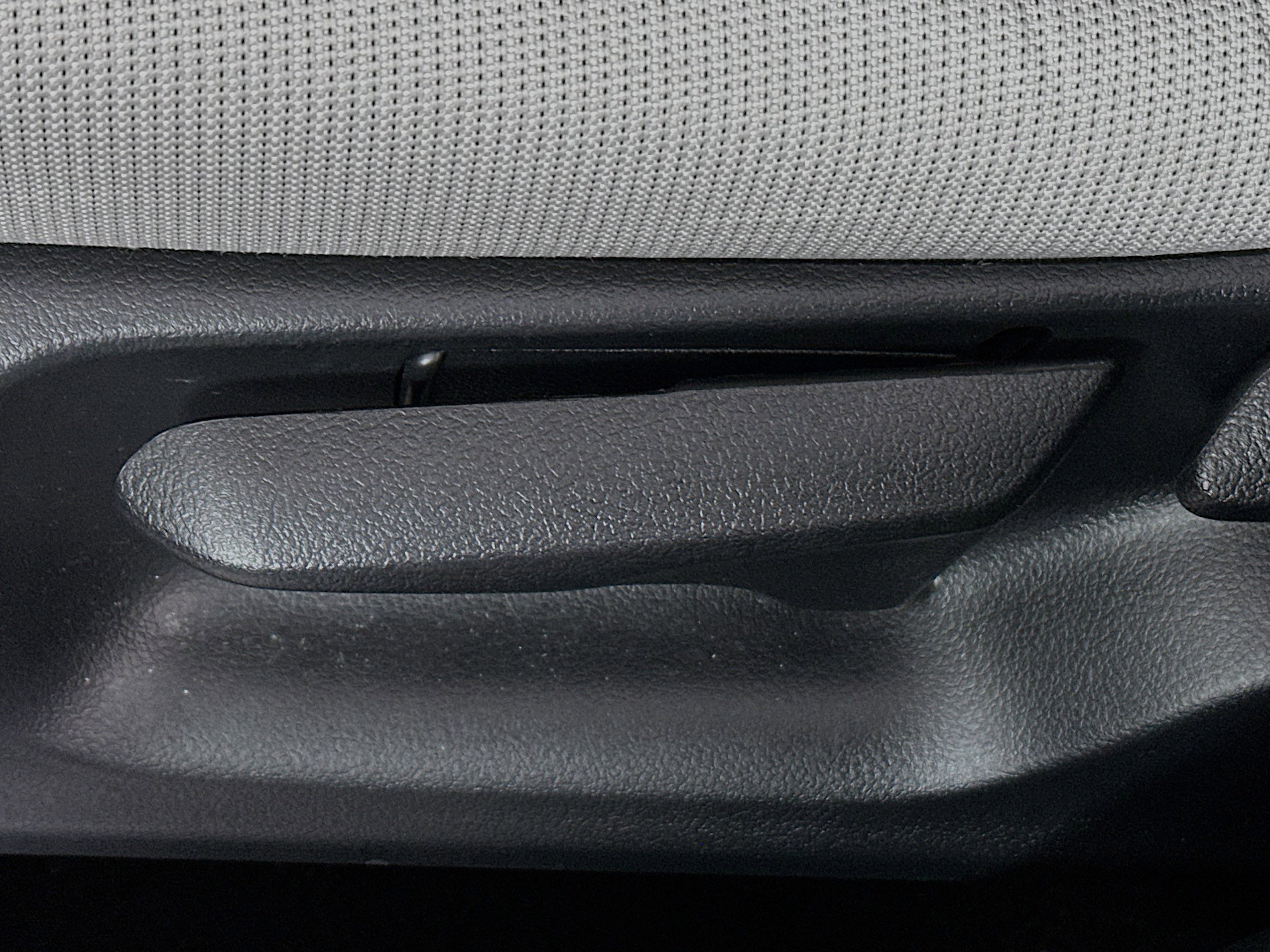 Used 2023 Toyota Corolla Cross L image 13