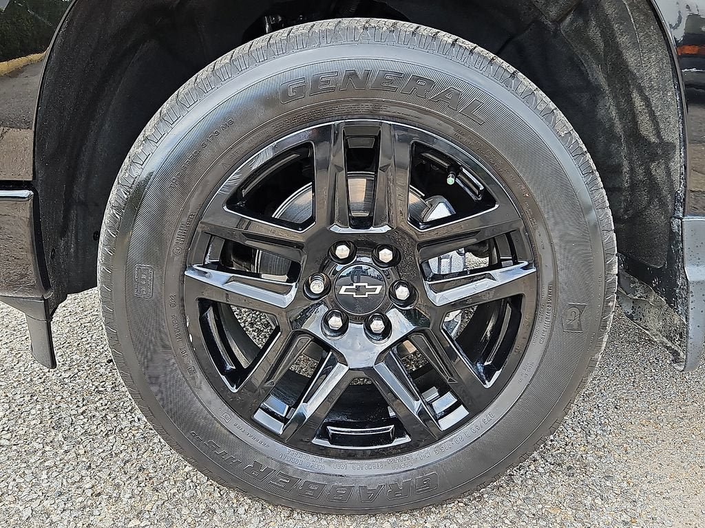 Certified 2023 Chevrolet Silverado 1500 Custom AWD/4WD image 8