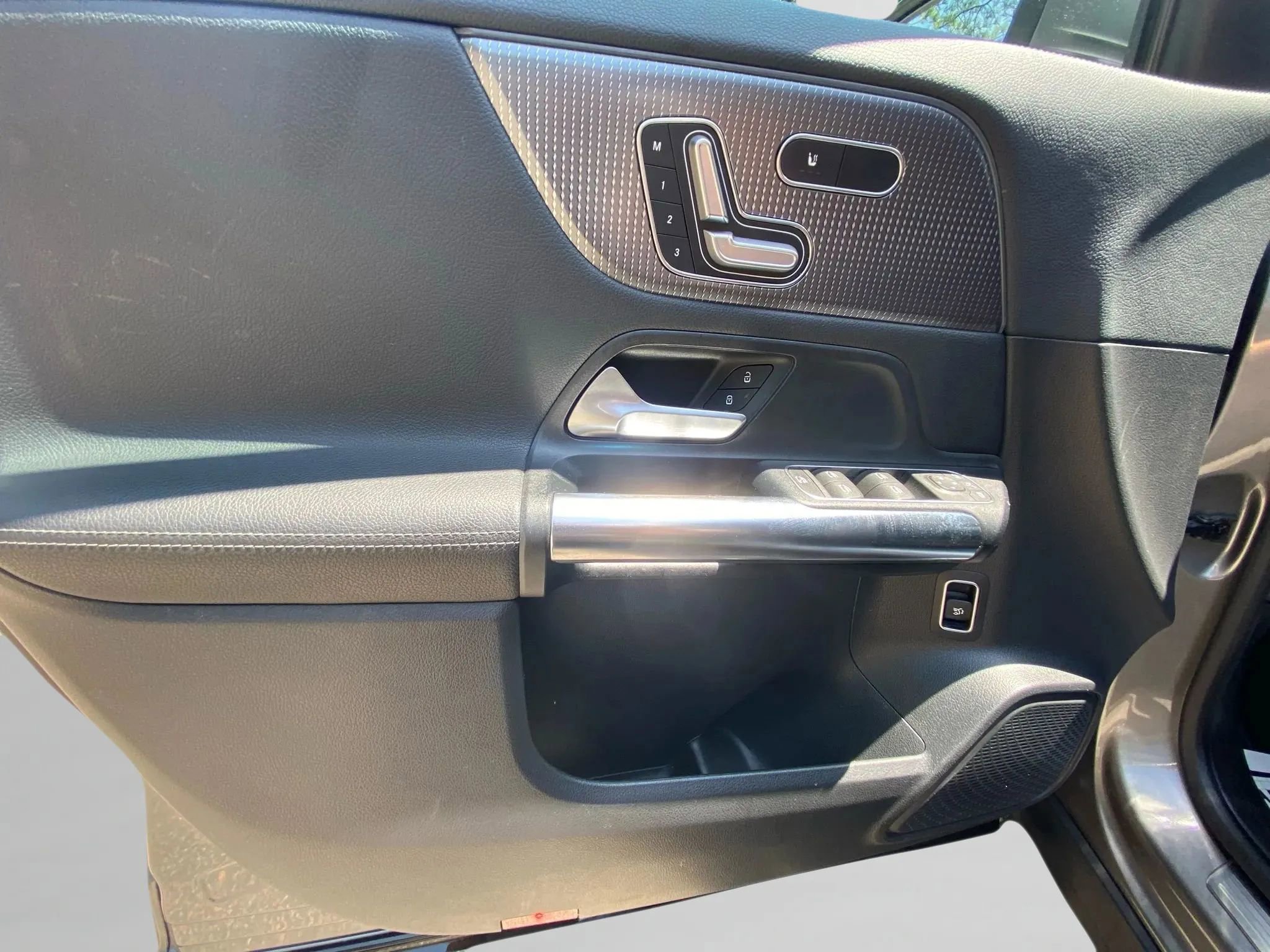 Used 2021 Mercedes-Benz GLA 250 4MATIC image 47