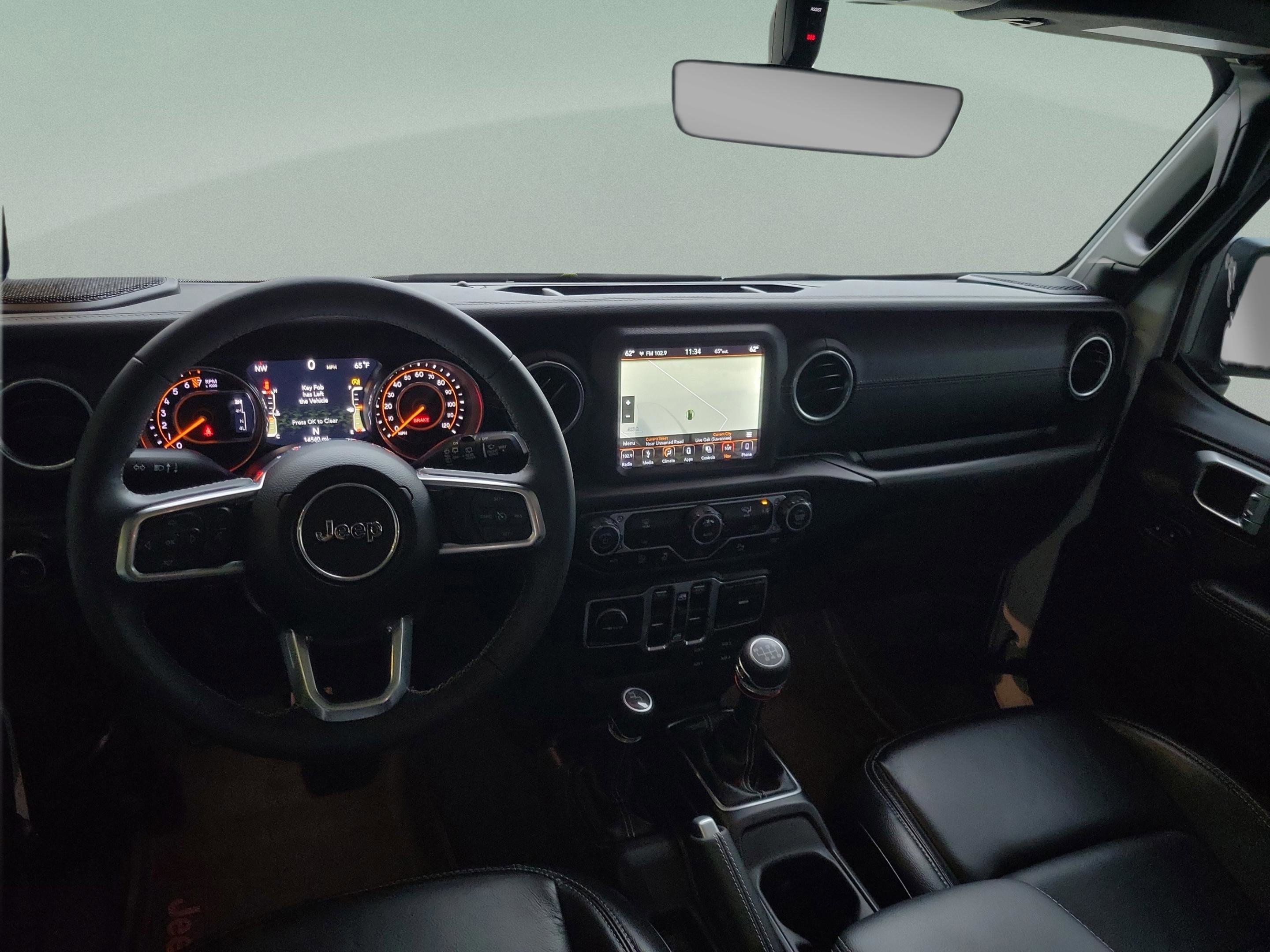 Used 2018 Jeep Wrangler Unlimited Sahara image 22