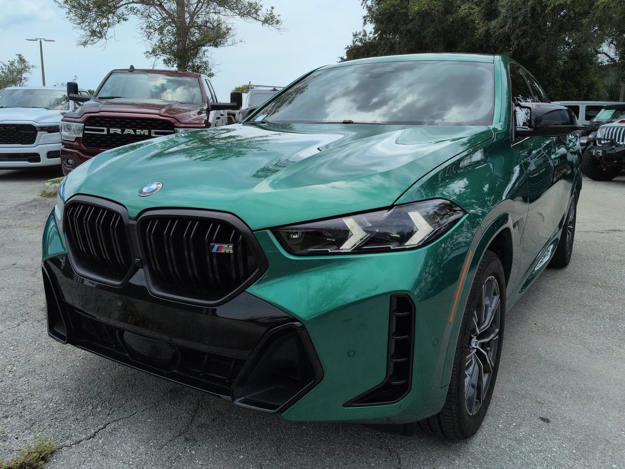 Used 2024 BMW X6 M60i w/ M Sport Professional Package AWD/4WD image 9