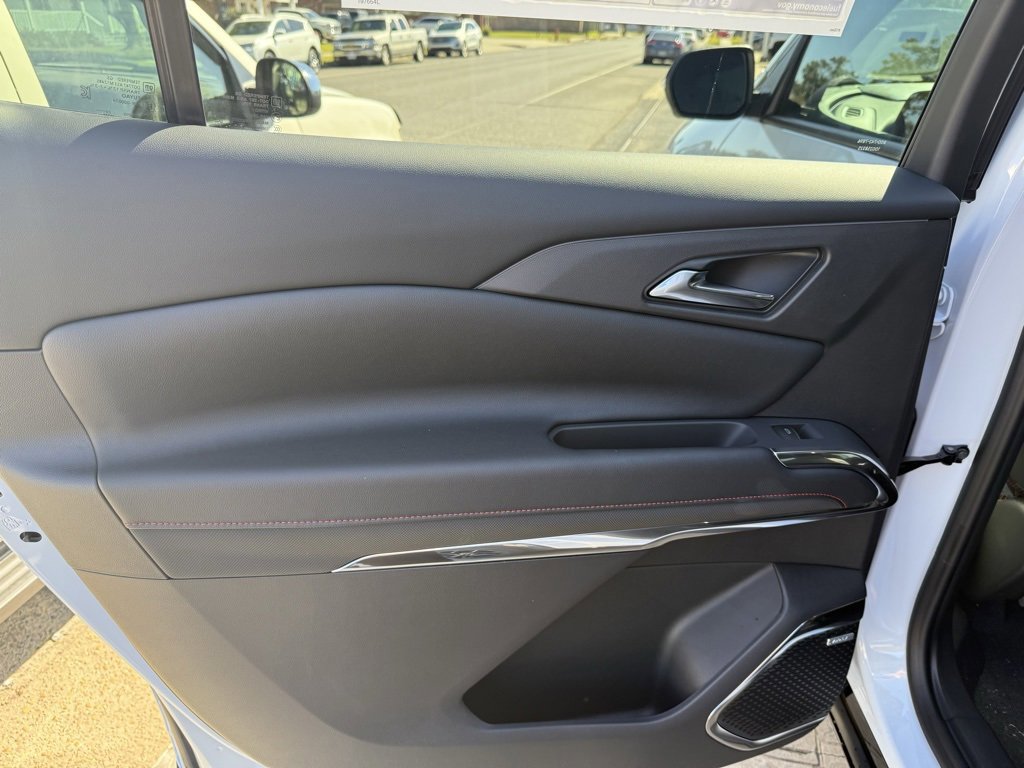 New 2026 Chevrolet Traverse RS w/ LPO, Floor Liner Package image 49