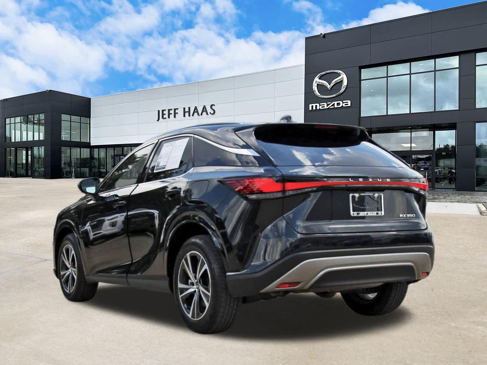 Used 2025 Lexus RX 350 Premium w/ Accessory Package (Z1) FWD image 2