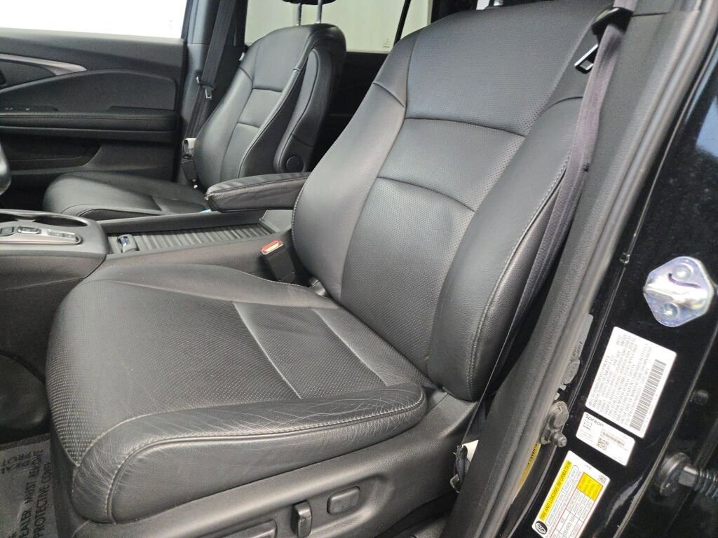 Used 2022 Honda Passport EX-L image 27