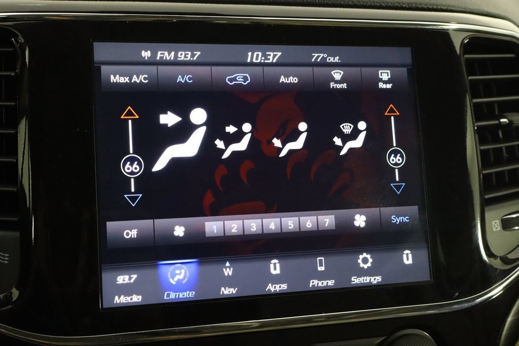 Used 2022 Jeep Grand Cherokee Laredo E RWD image 32