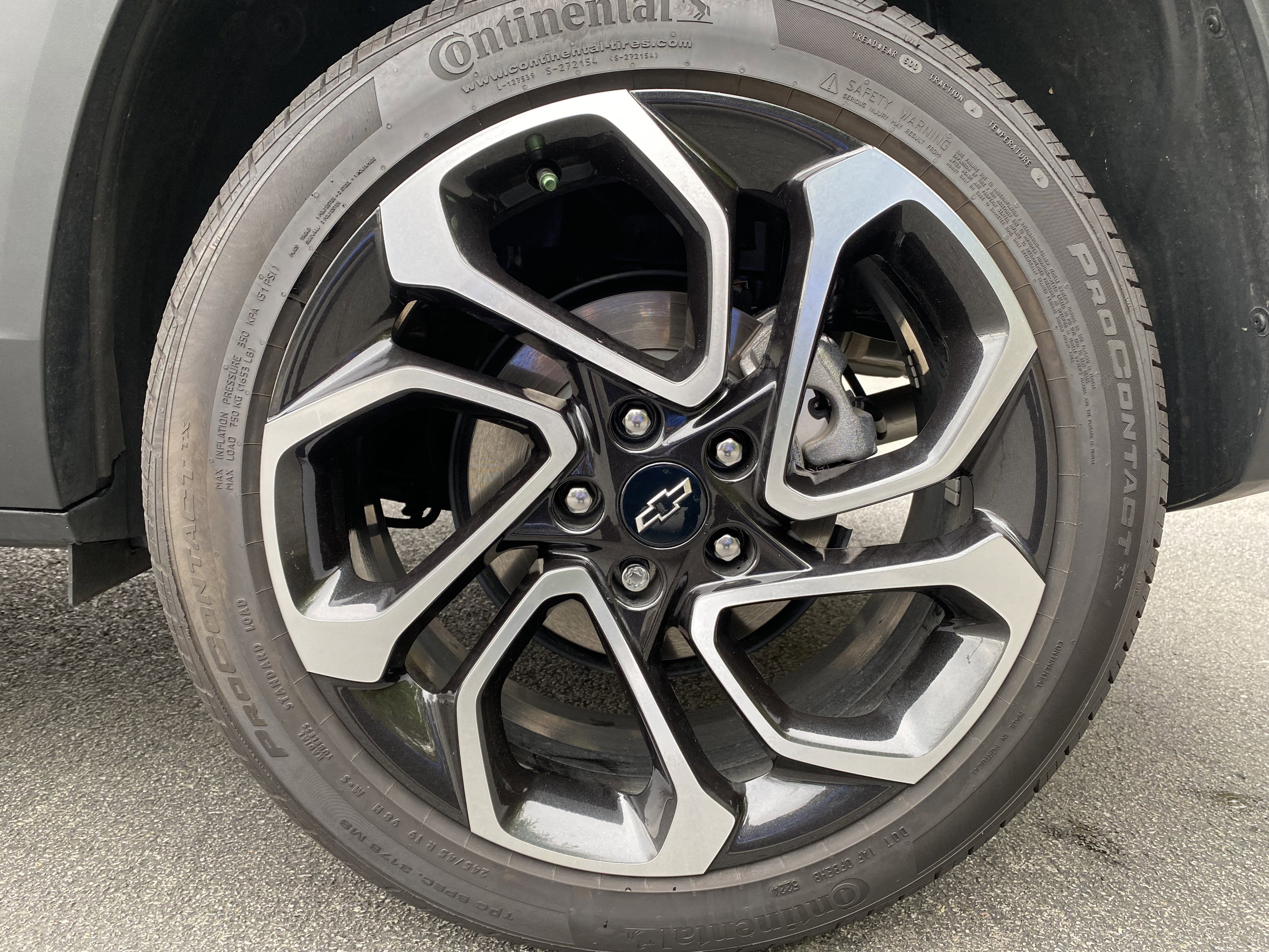 Used 2025 Chevrolet Trax RS image 39