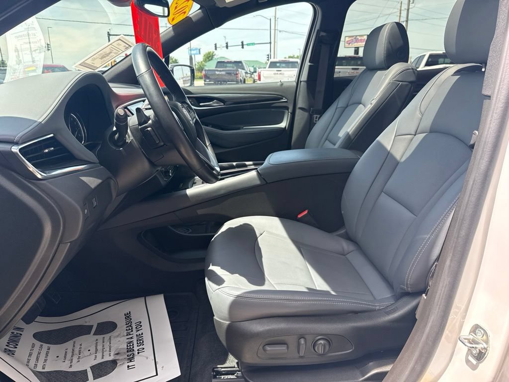 Used 2023 Buick Enclave Essence w/ Experience Buick Package FWD image 22