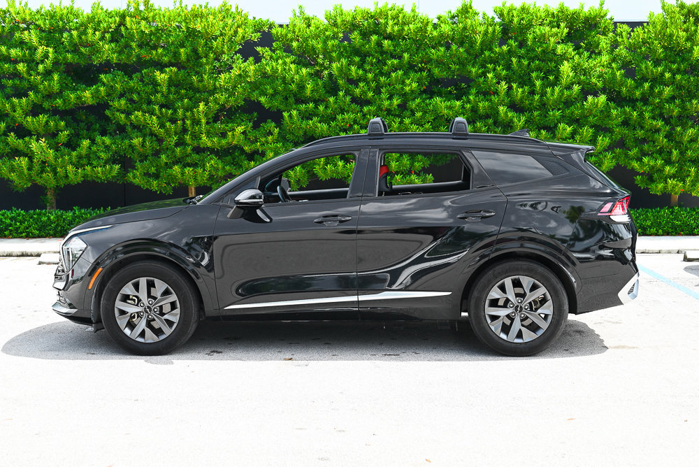 Used 2023 Kia Sportage SX FWD image 3