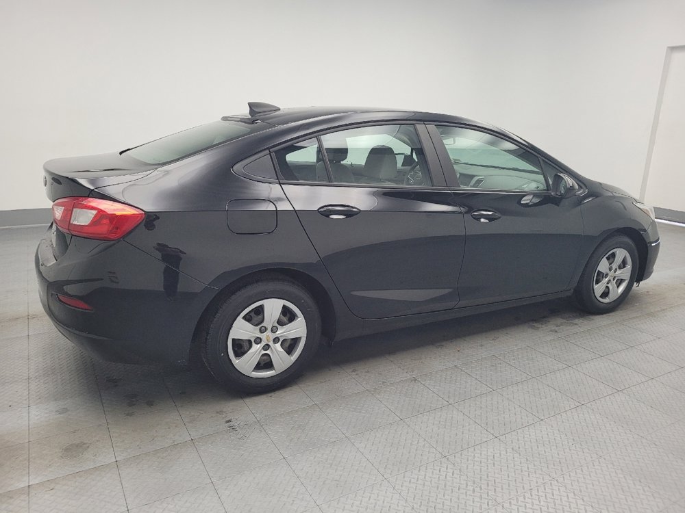 Used 2017 Chevrolet Cruze LS image 10