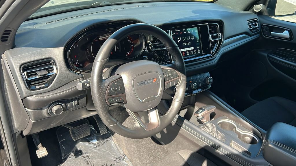 Used 2023 Dodge Durango SXT image 12