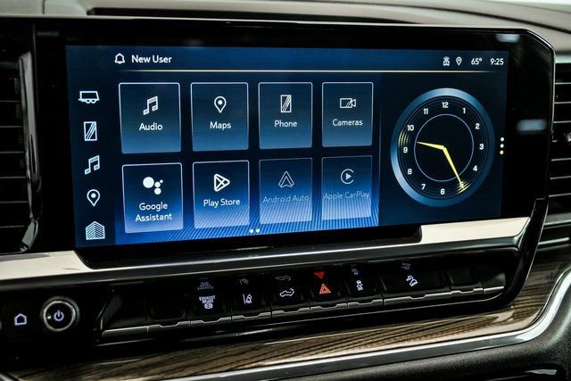 Certified 2024 Chevrolet Silverado 3500 LT w/ Convenience Package image 19