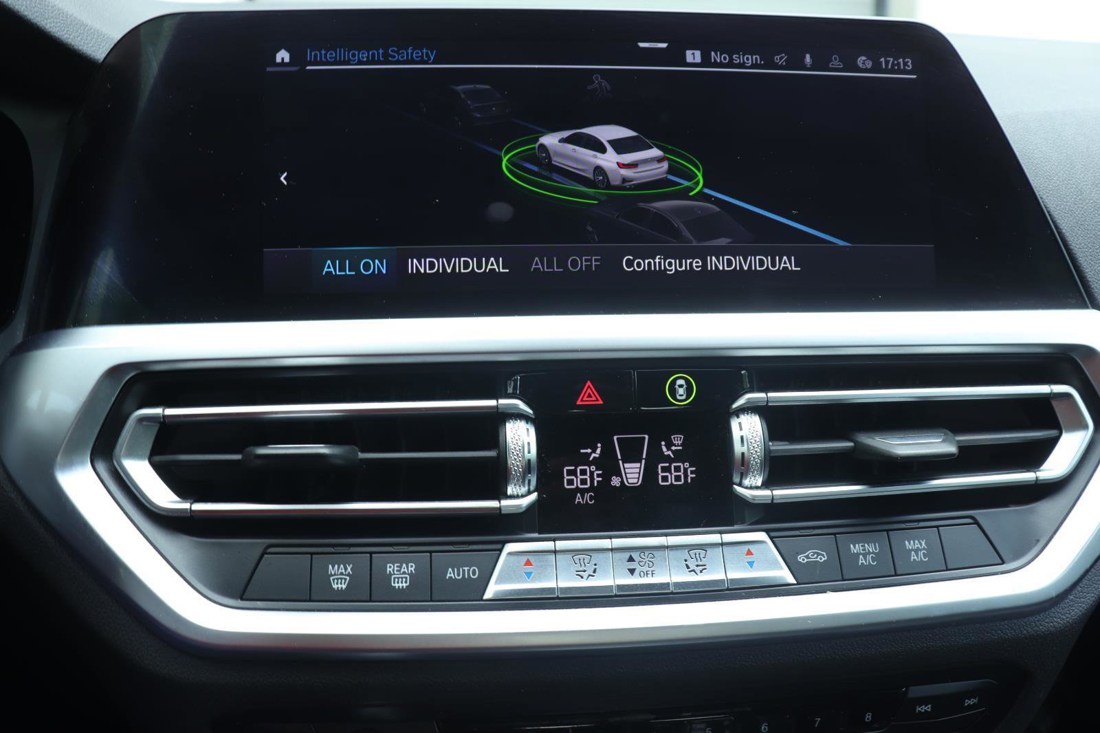 Used 2021 BMW 330e w/ Convenience Package RWD image 28