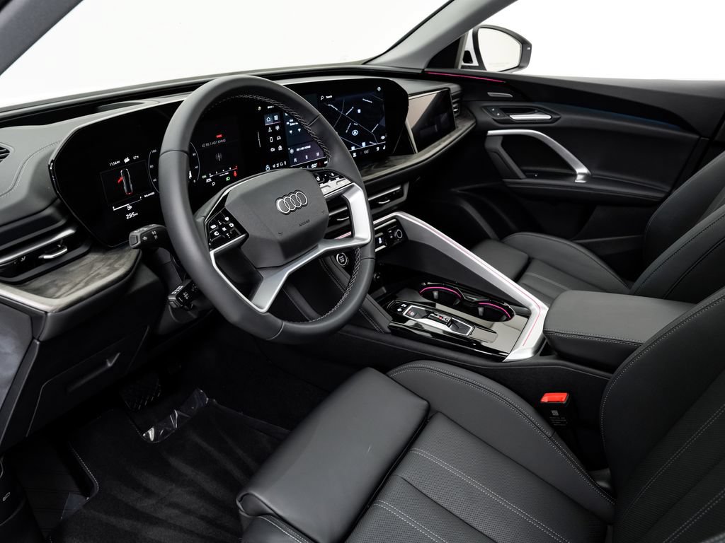 Certified 2025 Audi Q5 Prestige AWD/4WD image 5
