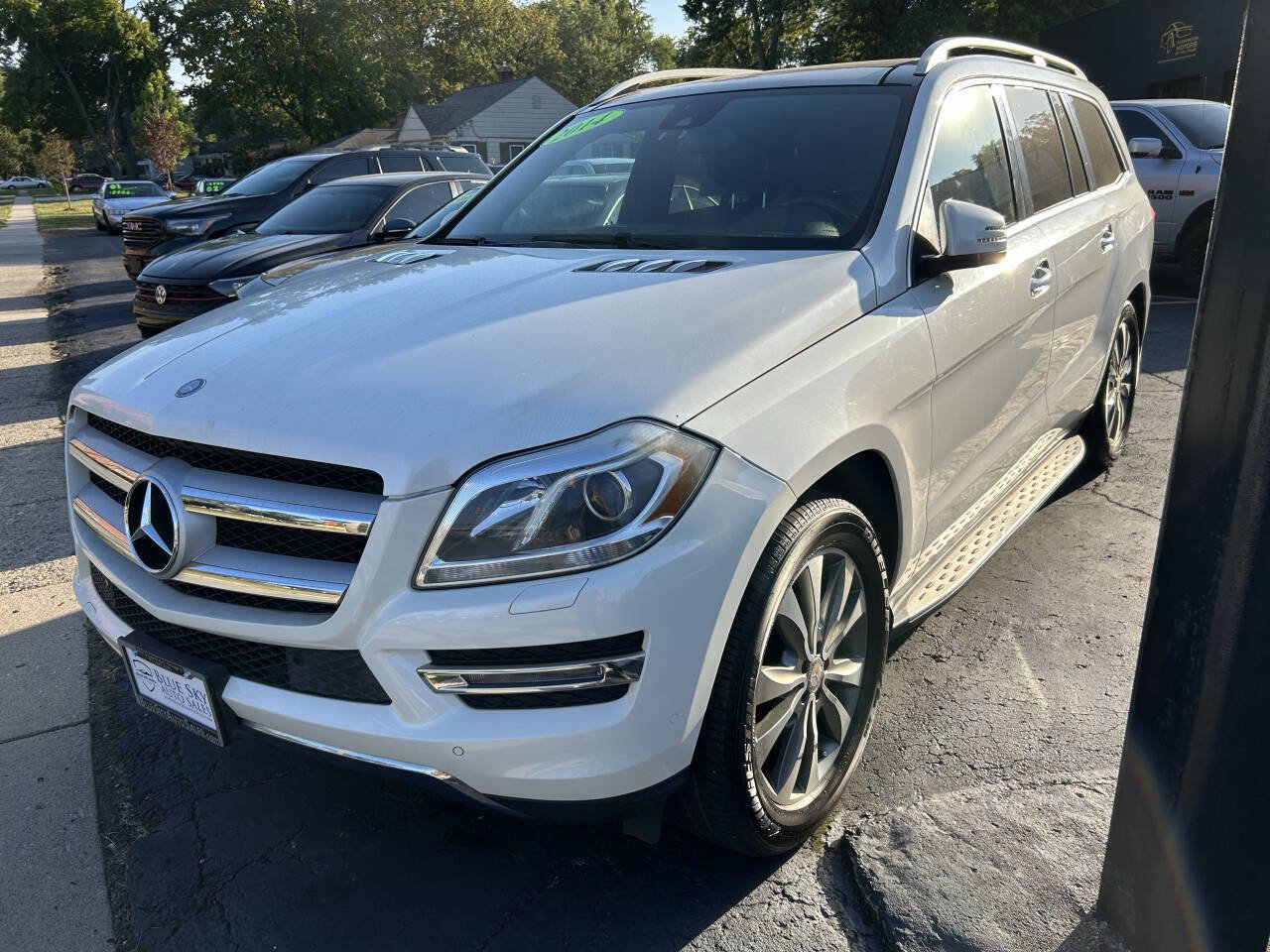 Used 2014 Mercedes-Benz GL 450 4MATIC w/ Appearance Package image 1