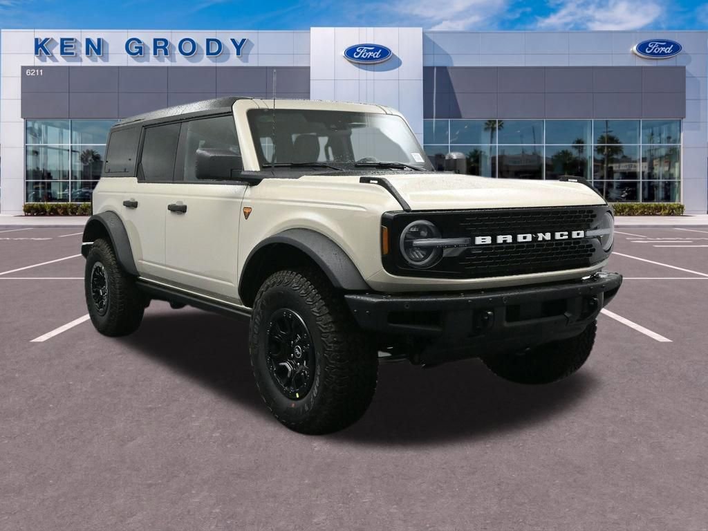 New 2026 Ford Bronco Badlands AWD/4WD image 1