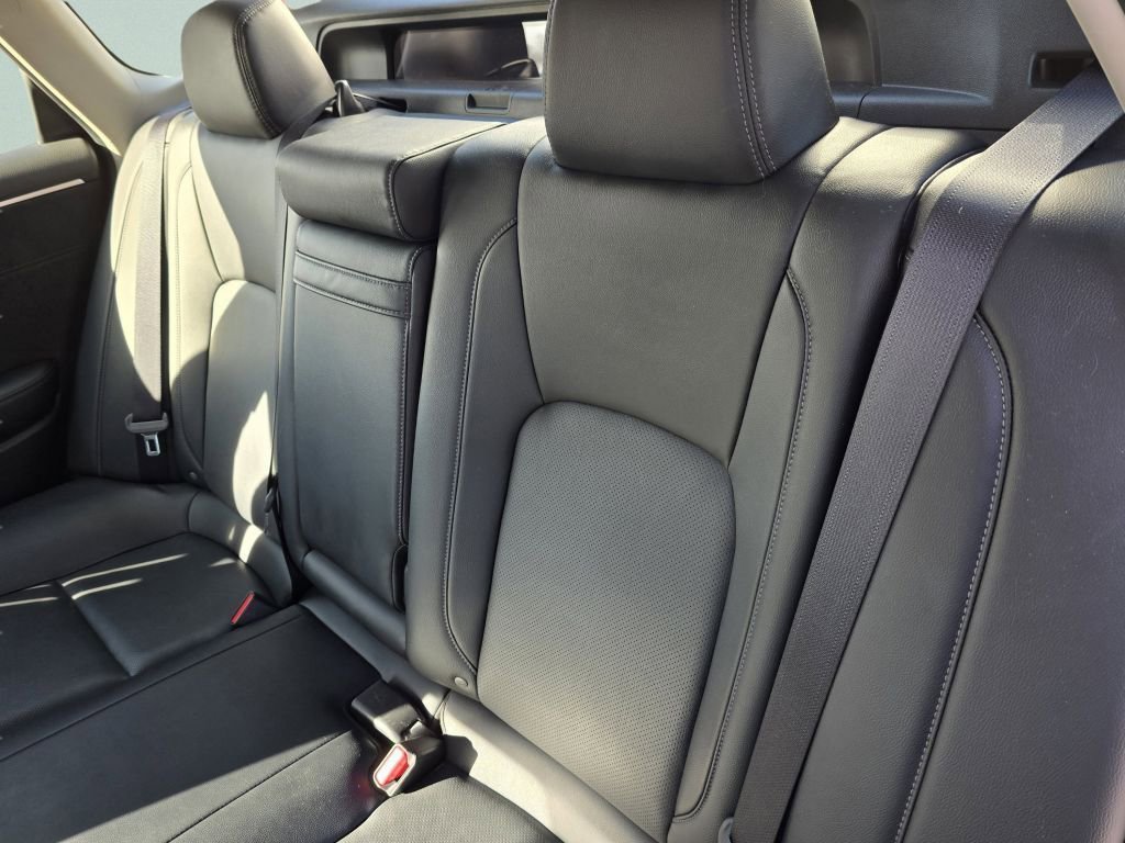 Certified 2018 Honda Clarity Touring image 32