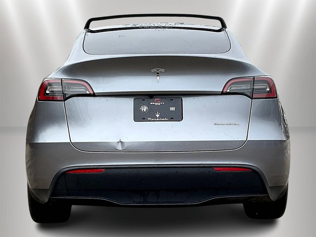 Used 2024 Tesla Model Y Long Range AWD/4WD image 5