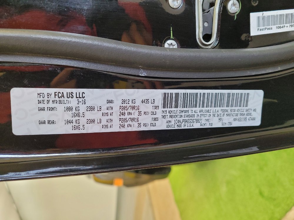 Used 2016 Jeep Patriot Sport image 33