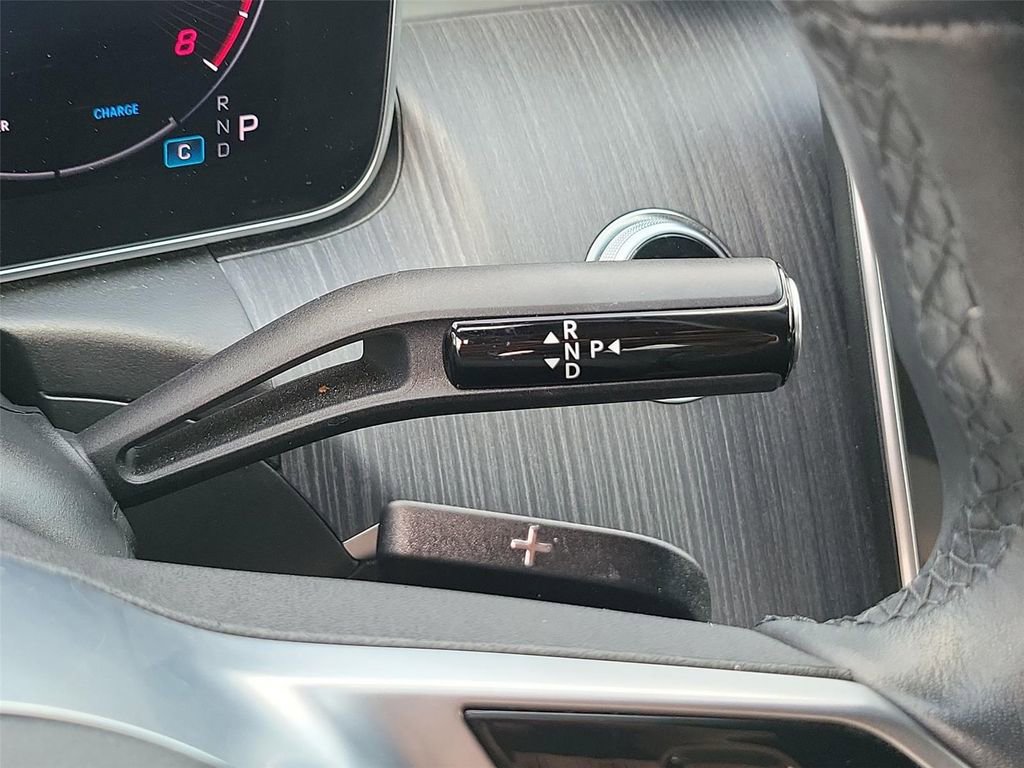 Used 2024 Mercedes-Benz C 300 Sedan image 8