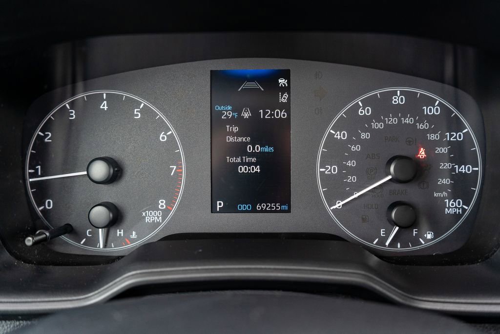 Used 2023 Toyota Corolla LE image 23